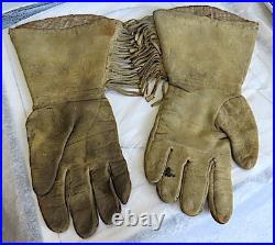 19th. C. Rare Native American Indian Duel Flag Gauntlet Gloves, USA & British