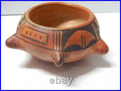 Antique / Vintage Signed Hopi Pottery Figural Pot Rare Piece Nice Size