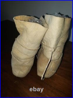Antique rare 1900s Native American Beaded Plateau Moccasins, Unique