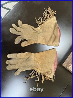 Authentic 1930s Native American Plateau Gauntlet Gloves- Rare Cherry Motif