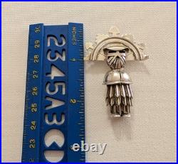 Collectible Rare HU CHU TSE (Navajo) 3D Mid Century Pin Pendant