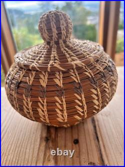 Coushatta Native American Pine Needle Raffia Coil Basket Dome Lid 7 inch RARE