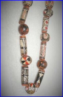 Estate 26 Rare Plains Indian Pottery Beaded Necklace C. 1930 32 Beads