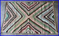 FABULOUS VINTAGE 1940s NAVAJO RARE AND FINE COLORFUL HANDMADE RUG 33 X 54