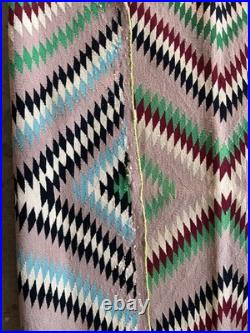FABULOUS VINTAGE 1940s NAVAJO RARE AND FINE COLORFUL HANDMADE RUG 33 X 54