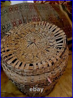 Lg. Rare Antique Native American N. E. Woodlands Split Ash Hamper Basket