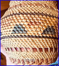 Native American Tsimshian Small Wide Mouth Bottle Woven Basket RARE