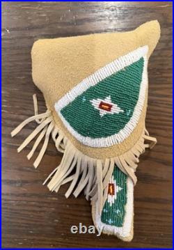 New Rare Native American Beaded Leather Holster, From Oklahoma Signed Hand Bead