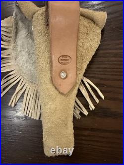 New Rare Native American Beaded Leather Holster, From Oklahoma Signed Hand Bead