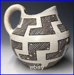 RARE Acoma Maria Z. Chino Handled Native American Pottery Pitcher Vessel
