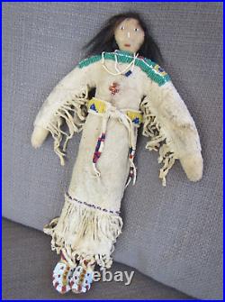 RARE Antique Native American Indian DollBUCKSKIN, FRINGE, BEADEDMuseum Quality