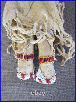 RARE Antique Native American Indian DollBUCKSKIN, FRINGE, BEADEDMuseum Quality