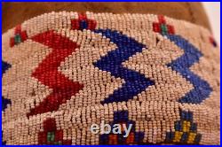 RARE Antique Sioux Lakota beaded Round Pouch Box Native American leather Bag VTG