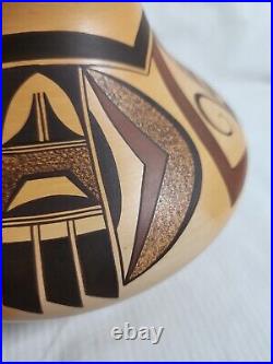 RARE! Charles Navasie Native American HOPI Eagle Feather Pottery