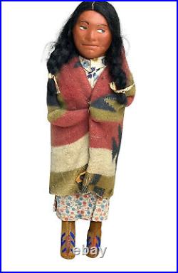 RARE LEFT LOOKING Antique SKOOKUM NATIVE AMERICAN Woman Early 1900's 11 Tall