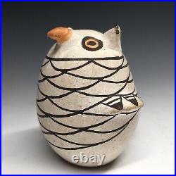 RARE Marie Z. Chino Owl Acoma Native American Pottery Figurine Pueblo Art