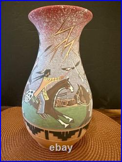 RARE Native American Lakota Sioux Pottery of Custer's Last Stand Battle Signed