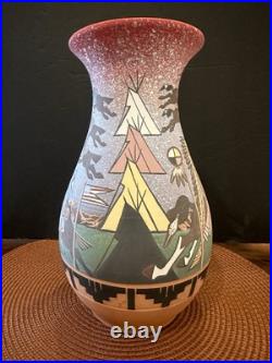 RARE Native American Lakota Sioux Pottery of Custer's Last Stand Battle Signed