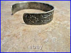 RARE Old 1920's Navajo 900 COIN SILVER Arrowhead Symbol STAMPED DESIGN Bracelet