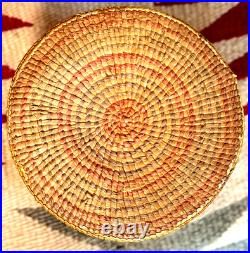 RARE TLINGIT KNOB TOP-RATTLE BASKET, Spruce Root, MaidenHair Fern, Dyed BearGrass