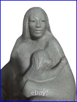 RARE Vintage Native American-Inspired Mother and Child Sculpture CATBE