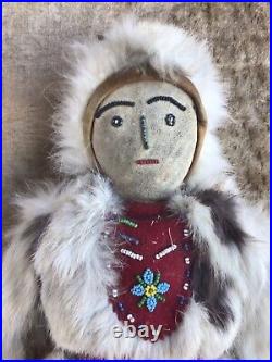 Rare 20th C Native American Alaska Souvenir Cloth Leather Beaded Face Doll 17