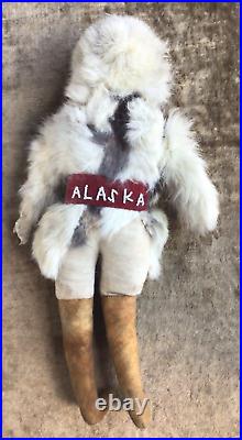 Rare 20th C Native American Alaska Souvenir Cloth Leather Beaded Face Doll 17