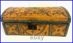 Rare Antique 1800s CROW NATIVE AMERICAN Trunk With Ledger Type Drawings