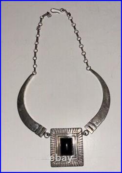 Rare Beautiful Vintage Navajo Signed JT Jack Tom Sterling Silver Onyx Necklace