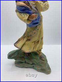 Rare Ceramic Native American Women Protecting Baby Beautiful Hand Painted