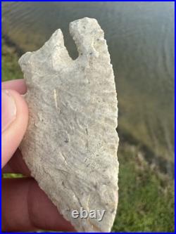 Rare Native American Calf Creek Arrowhead Point