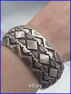 Rare Native American Sterling Silver Willie Saiz Bracelet