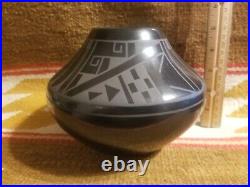 Rare San Ildefonso Blackware Native American Pottery Jar Martha Appleleaf