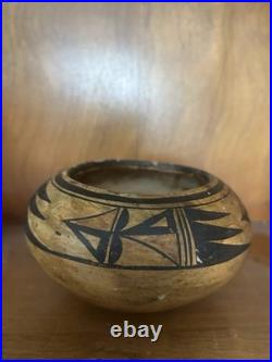 Rare Traditional Hopi Polychrome Old Seed Jar Exquisite Complex & Old As Is