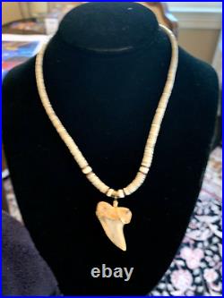 Rare Vintage American Indian Navajo Heishi Shark Tooth Pendant Necklace 1960's