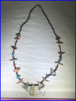 Rare Vintage Antique South Western Native American Hand Carved Fetish Necklace