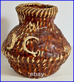 Rare Vintage Navajo Native American Pitched Basketry Water Container c Mid 1900s