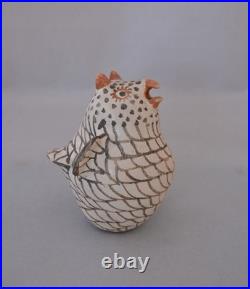 Rare Vintage Zuni Owl Pottery Pot 5 Tall x 4 Across