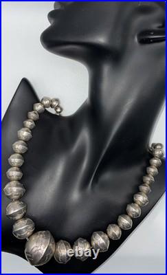 VINTAGE OLD PAWN NATIVE AMERICAN STERLING SILVER Navajo Pearls Necklace, RARE