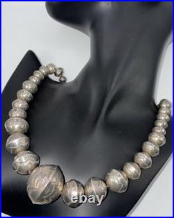 VINTAGE OLD PAWN NATIVE AMERICAN STERLING SILVER Navajo Pearls Necklace, RARE