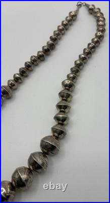 VINTAGE OLD PAWN NATIVE AMERICAN STERLING SILVER Navajo Pearls Necklace, RARE