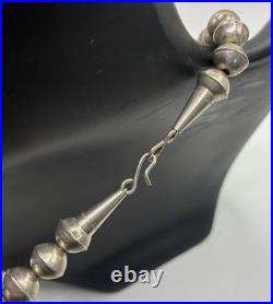 VINTAGE OLD PAWN NATIVE AMERICAN STERLING SILVER Navajo Pearls Necklace, RARE