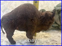 VTG Rare Native American Buffalo Tobacco Leaf Figurine Man Cave Cigar Bar Art
