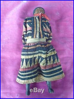 Very Rare & Early Seminole Indian Doll With Palmetto Leaf Face Colorful Dress
