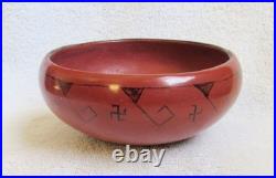 Vintage Maricopa Indian Pottery Rare Decorated Whirling Logs Design Bowl Vase