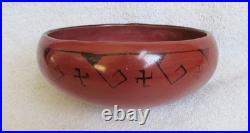 Vintage Maricopa Indian Pottery Rare Decorated Whirling Logs Design Bowl Vase