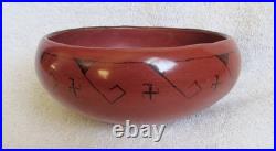 Vintage Maricopa Indian Pottery Rare Decorated Whirling Logs Design Bowl Vase
