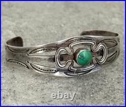 Vintage RARE Native American NAVAJO Turquoise Split shank Silver Bracelet 6.9 in