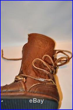 Vintage Rare Richard Heinel Leather Moccasin Boots Bone buttons Size 9