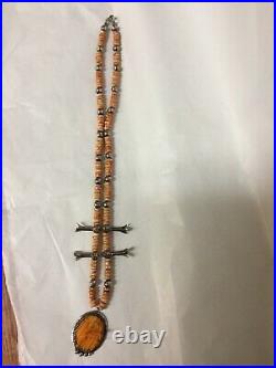 Vintage/old Pawn Native American Rare Spiny Oyster Squash Blossom Style Neckl